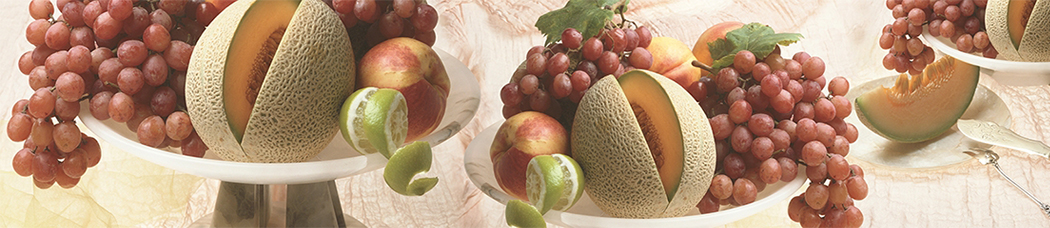 Скинали для кухни - натюрморт, скатерть, дыня, лайм, виноград, поднос, нож, персик, нектарин