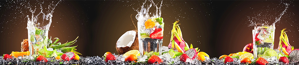Скинали для кухни - коричневый фон, градиент, напитки, брызги, коктейль, коктейли, стакан, стаканы, фрукты, кокос, драконий фрукт, ягоды, клубника, апельсин