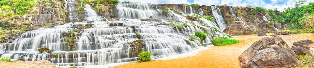 Скинали для кухни - панорама, перспектива, водопад, водопады, вода, пороги, камни, река, брызги, зелень, растительность, небо, облака